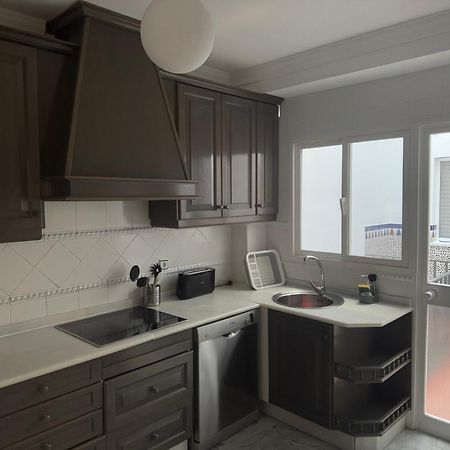 Encanto Urbano: Piso Centrico Totalmente Equipado Лебриха Экстерьер фото